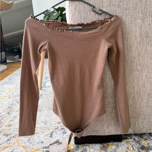 Abercrombie & Fitch Off-Shoulder Bodysuit